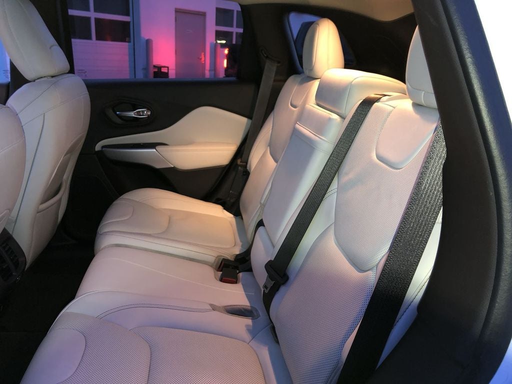 2017 Jeep Cherokee Overland