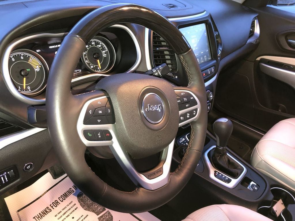 2017 Jeep Cherokee Overland