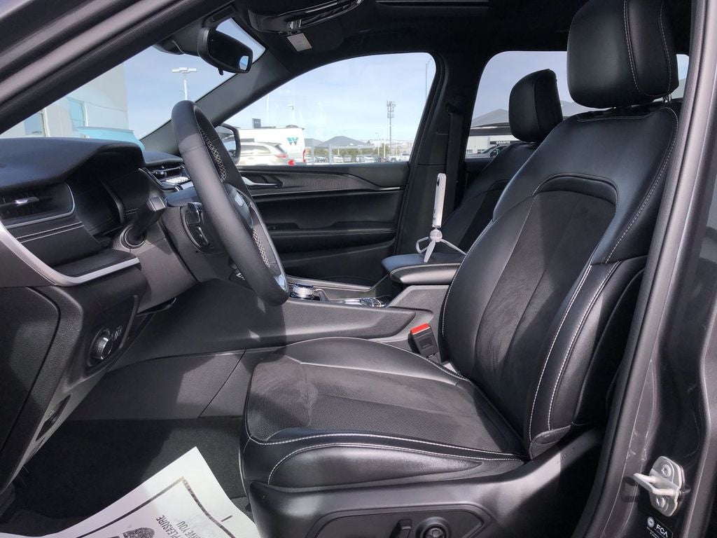 2023 Jeep Grand Cherokee L Altitude 4x4