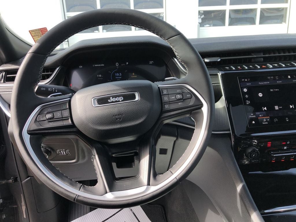 2023 Jeep Grand Cherokee L Altitude 4x4