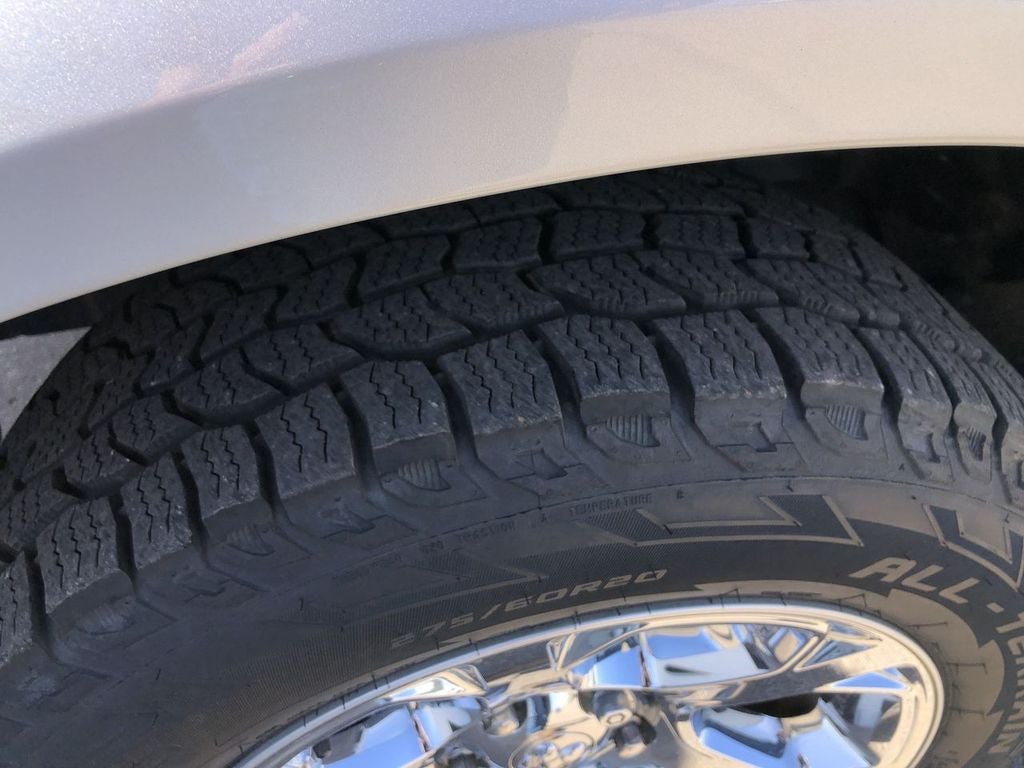 2017 RAM 1500 Laramie Crew Cab 4x4 5'7" Box