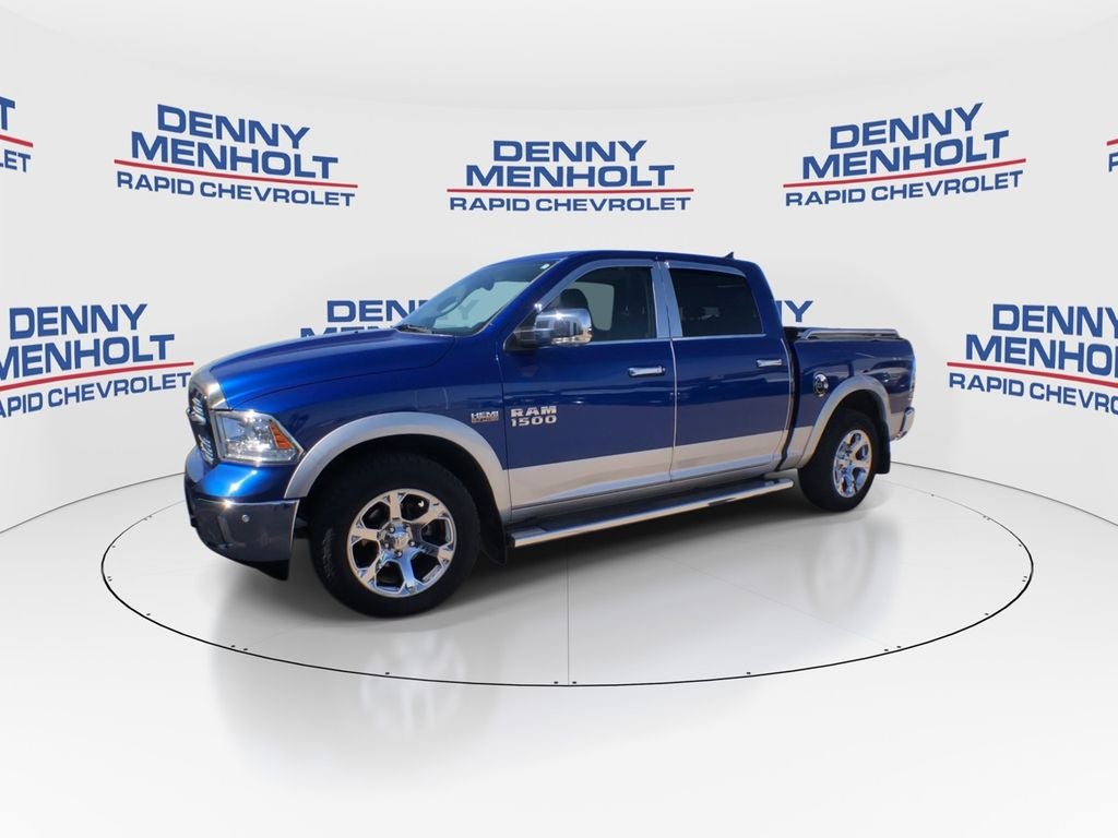 2017 RAM 1500 Laramie Crew Cab 4x4 5'7" Box