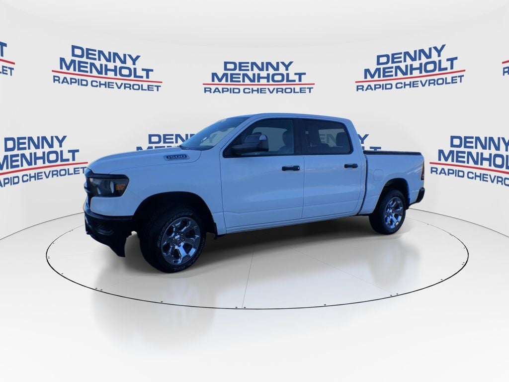 2024 RAM 1500 Tradesman Crew Cab 4x4 5'7" Box