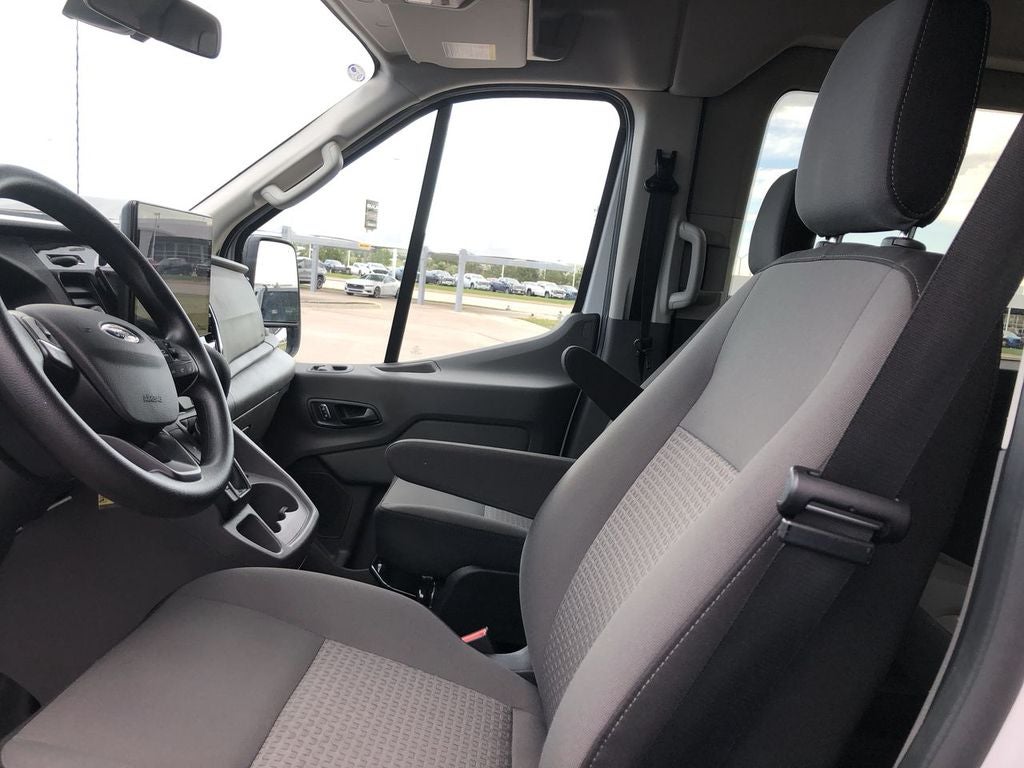 2025 Ford Transit Passenger Wagon XL