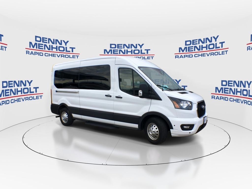 2025 Ford Transit Passenger Wagon XL