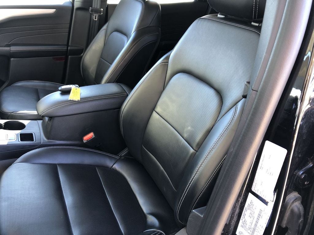 2025 Ford Escape Platinum