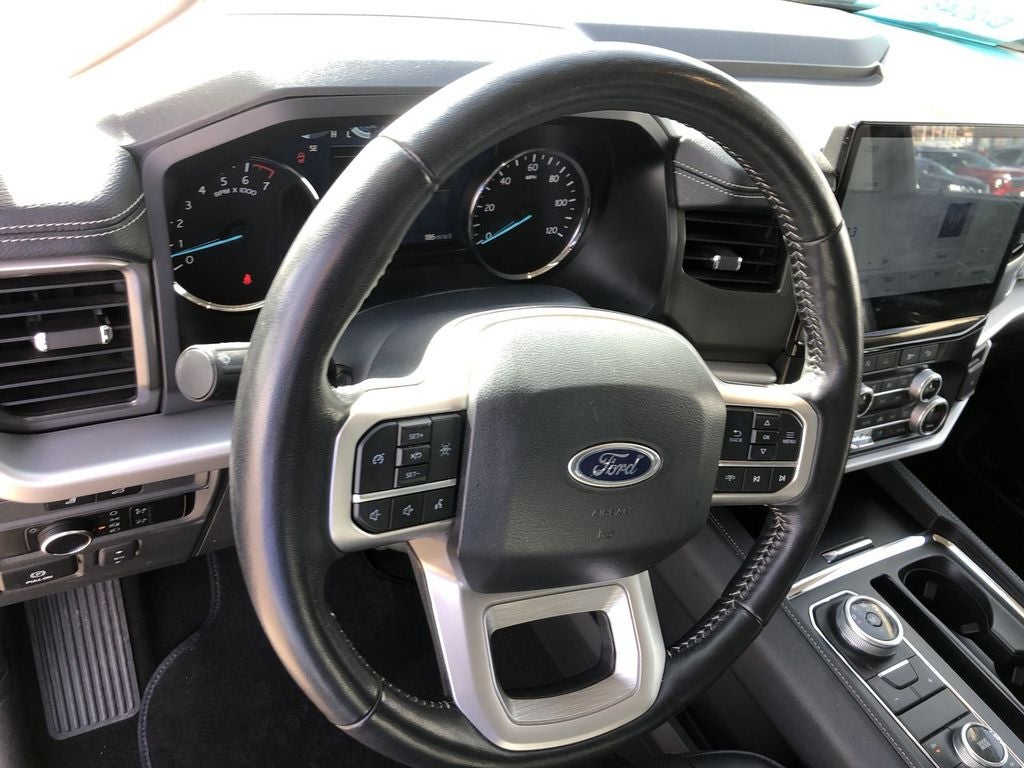2024 Ford Expedition XLT