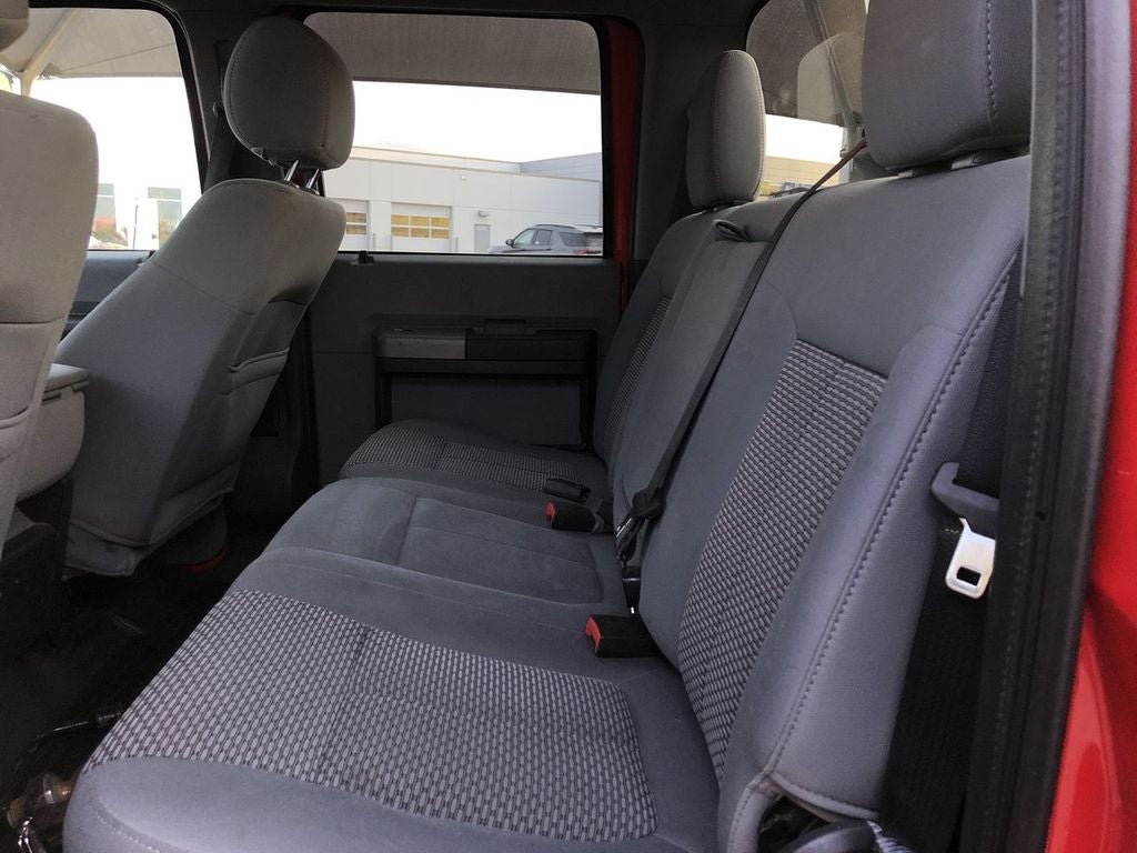 2013 Ford Super Duty F-350 DRW XL