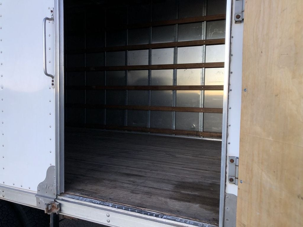 2009 Chevrolet Express Cutaway 3500 3500