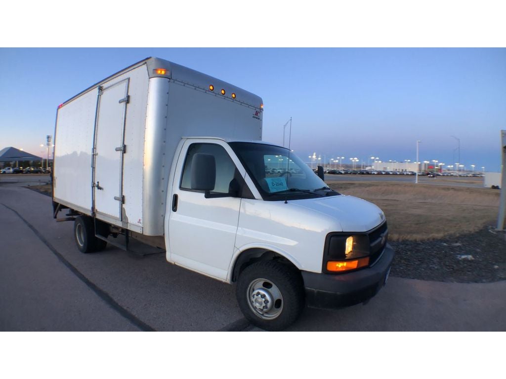 2009 Chevrolet Express Cutaway 3500 3500