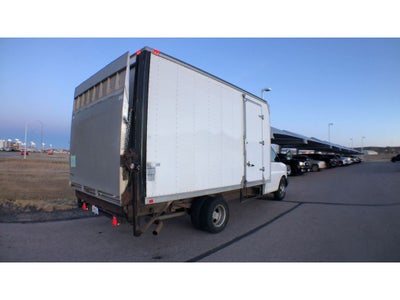 2009 Chevrolet Express Cutaway 3500 3500