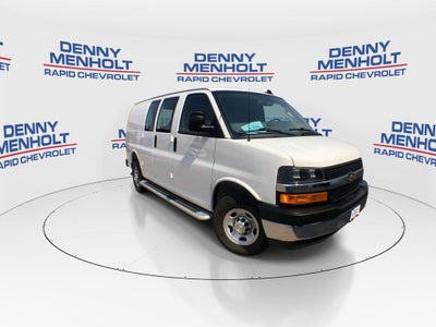 2025 Chevrolet Express Cargo WT