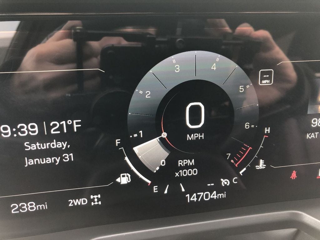 2025 GMC Acadia Elevation