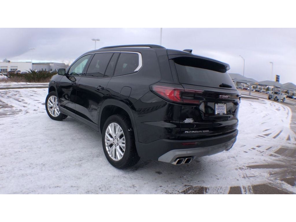 2025 GMC Acadia Elevation