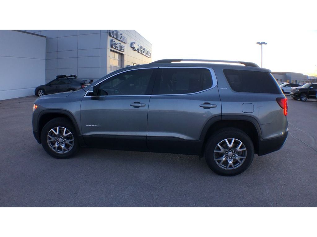 2021 GMC Acadia SLT