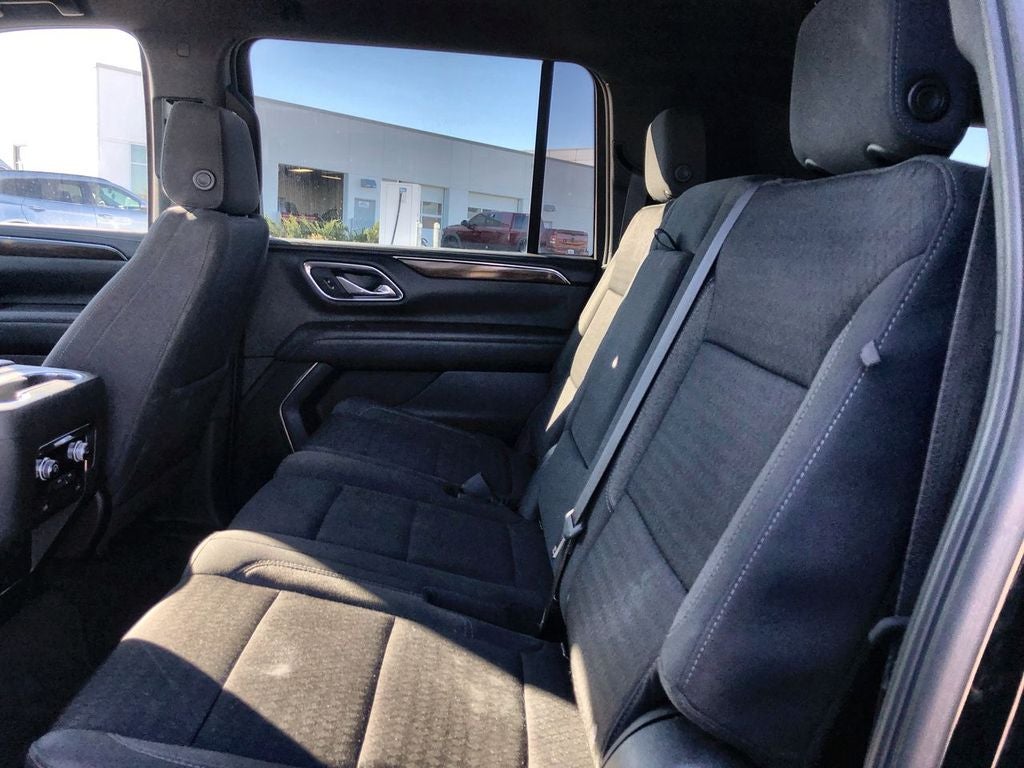 2023 GMC Yukon XL SLE