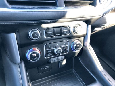 2023 GMC Yukon XL SLE