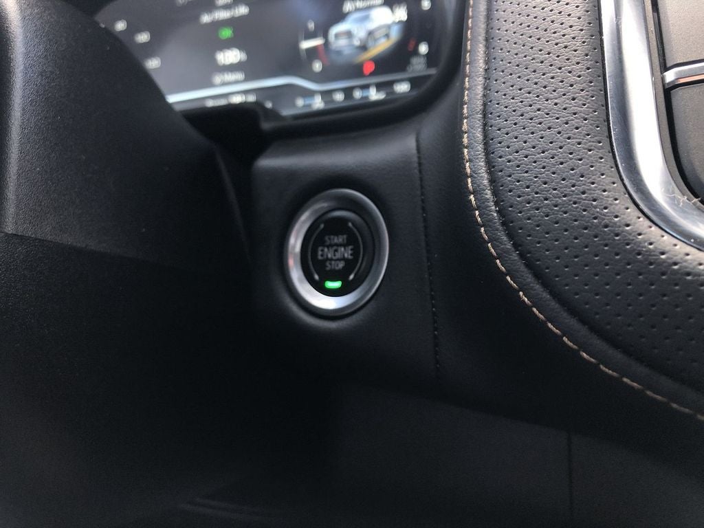 2022 GMC Yukon XL AT4
