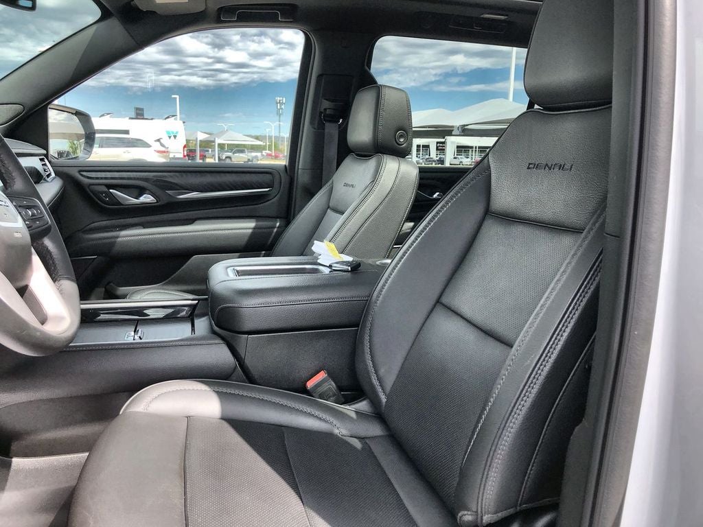 2024 GMC Yukon XL Denali