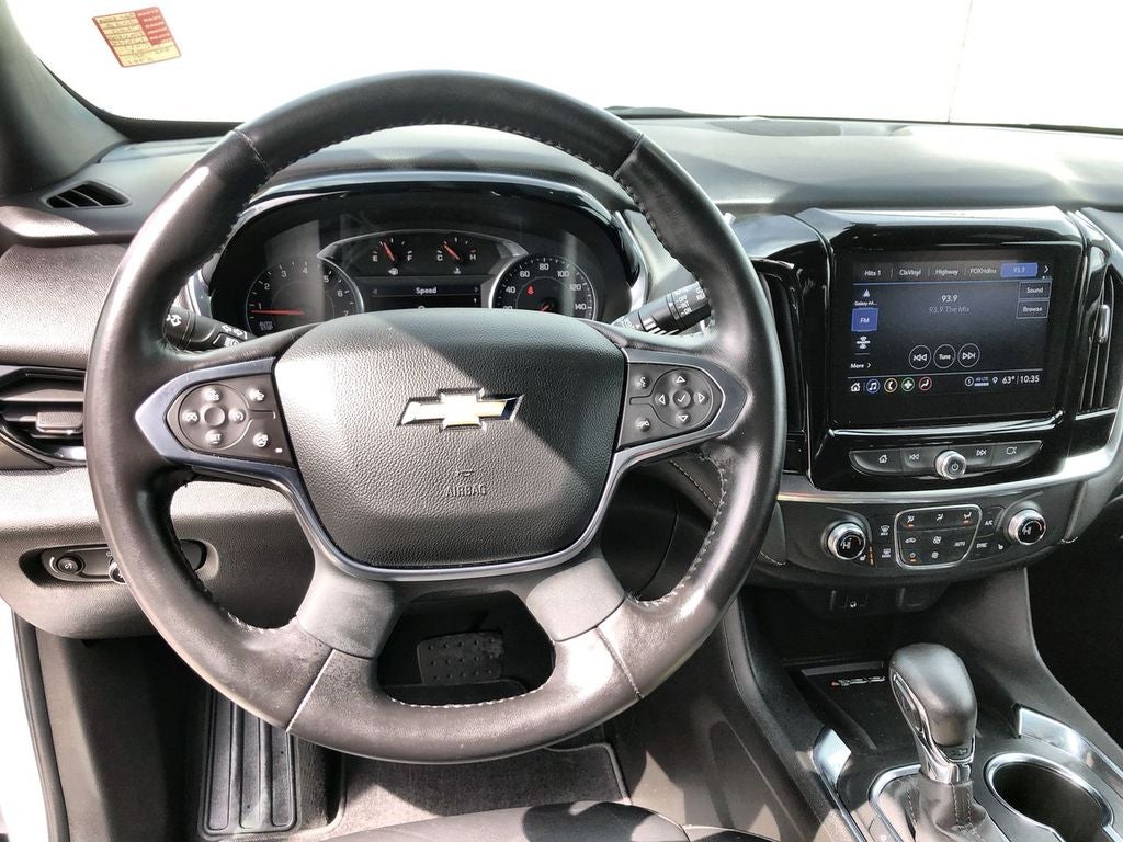 2022 Chevrolet Traverse LT Leather
