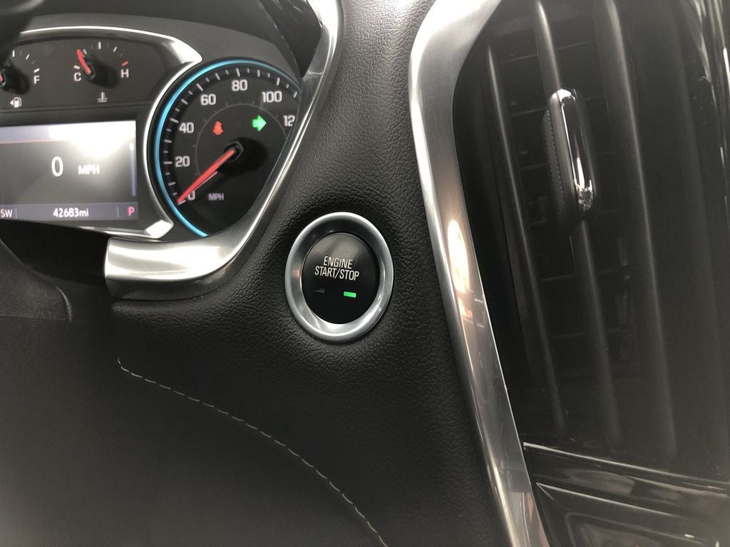2022 Chevrolet Traverse LT Leather