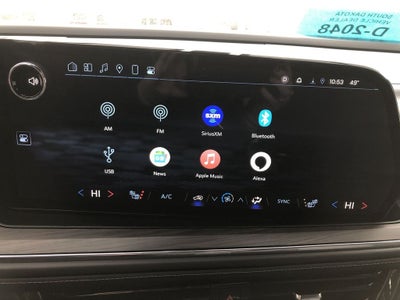 2025 Chevrolet Suburban LT