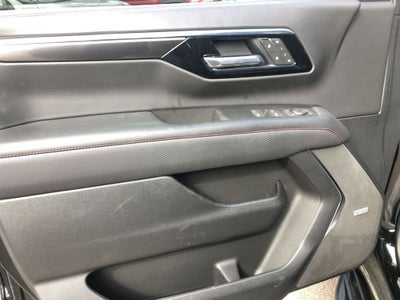 2025 Chevrolet Suburban RST