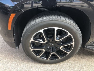 2025 Chevrolet Suburban RST