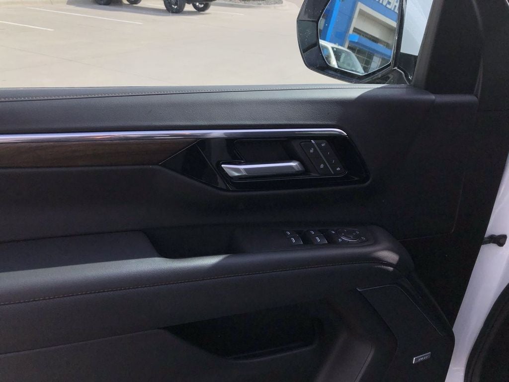 2025 Chevrolet Suburban High Country