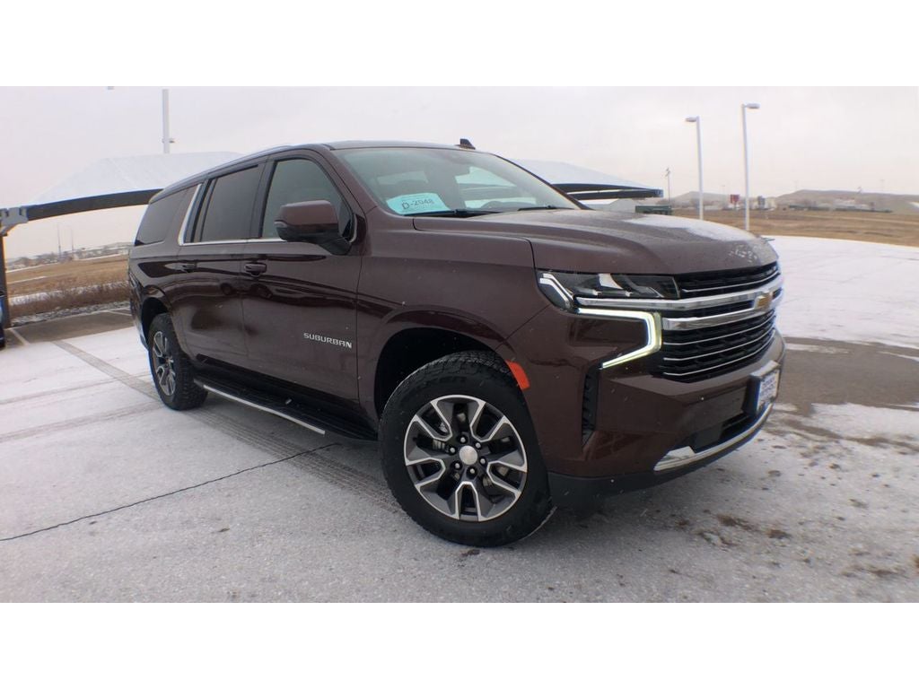 2023 Chevrolet Suburban LT