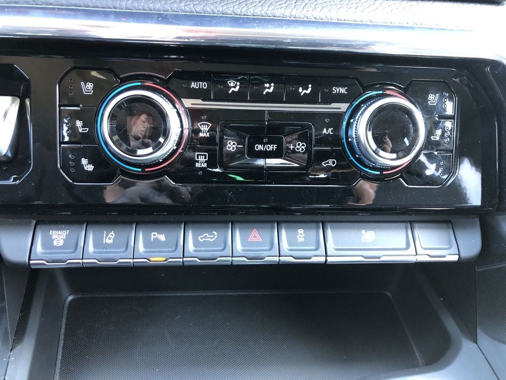 2025 GMC Sierra 3500 HD Denali DRW