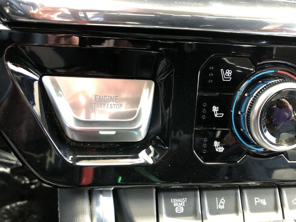 2025 GMC Sierra 3500 HD Denali DRW