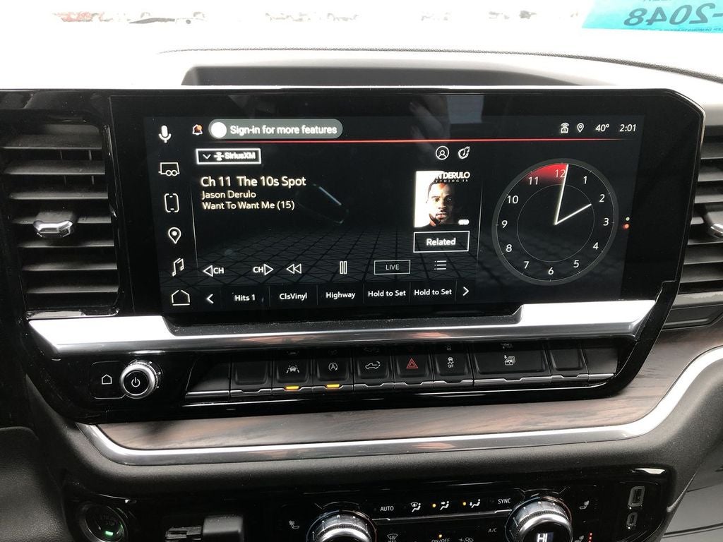 2025 GMC Sierra 1500 SLT