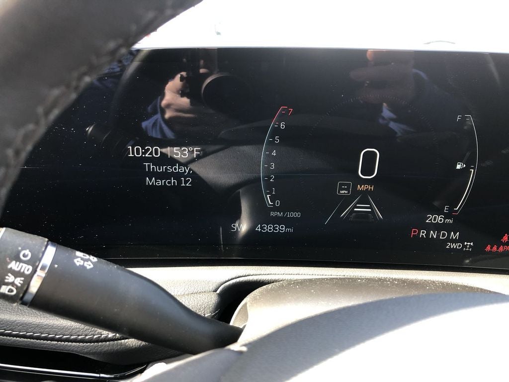 2024 Cadillac XT4 Premium Luxury