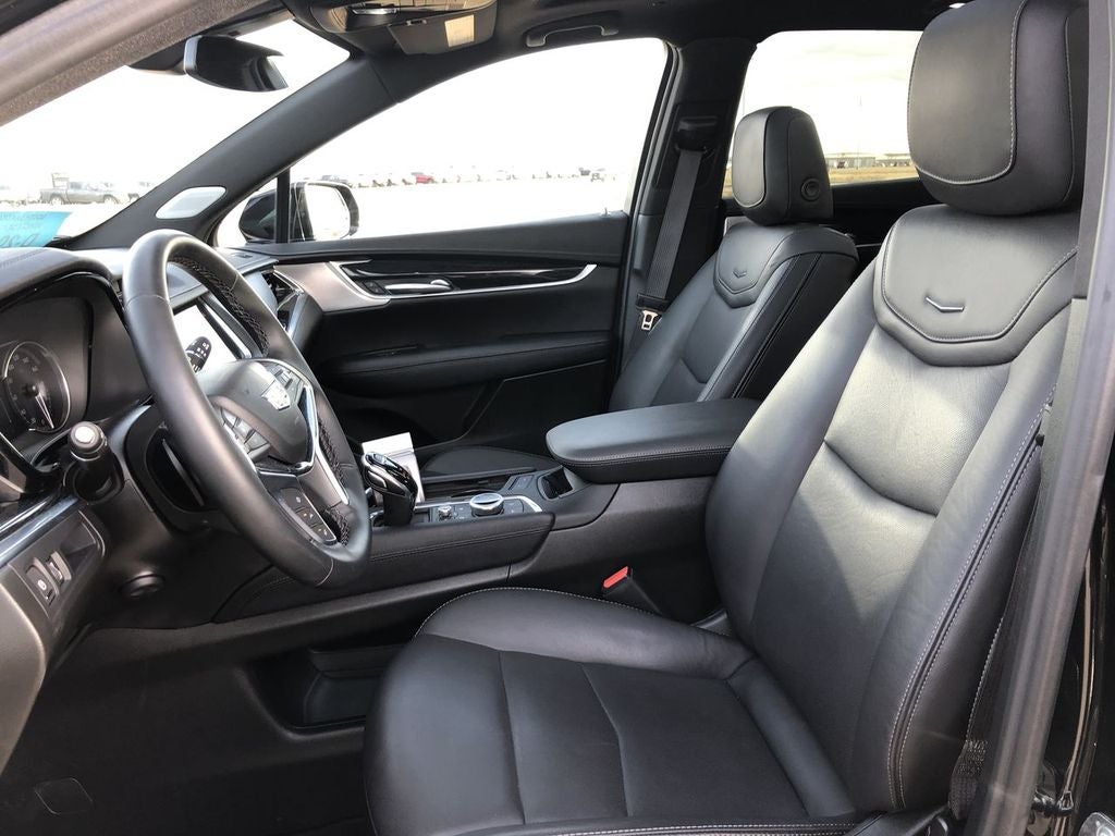 2025 Cadillac XT5 Premium Luxury