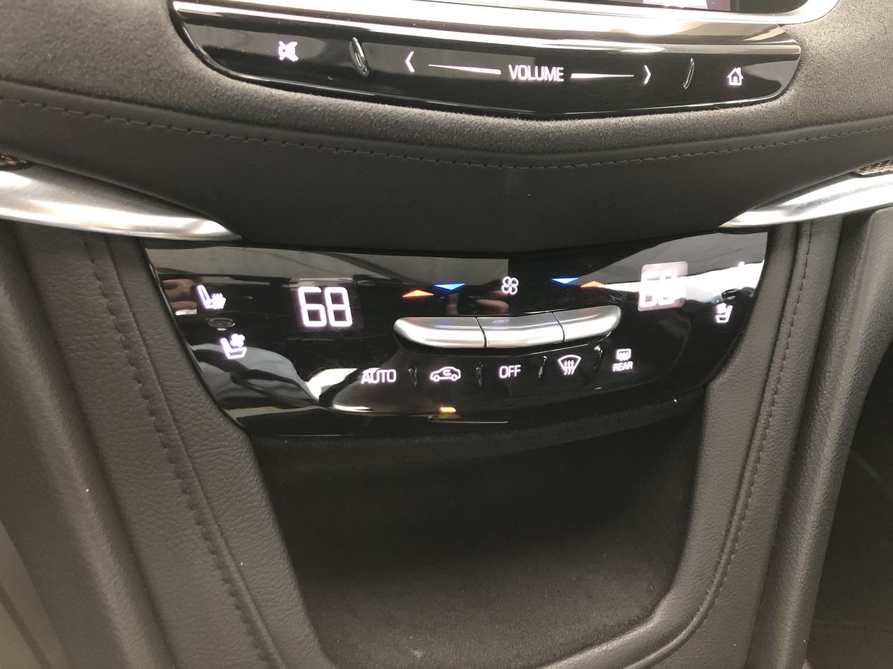 2017 Cadillac XT5 Platinum AWD