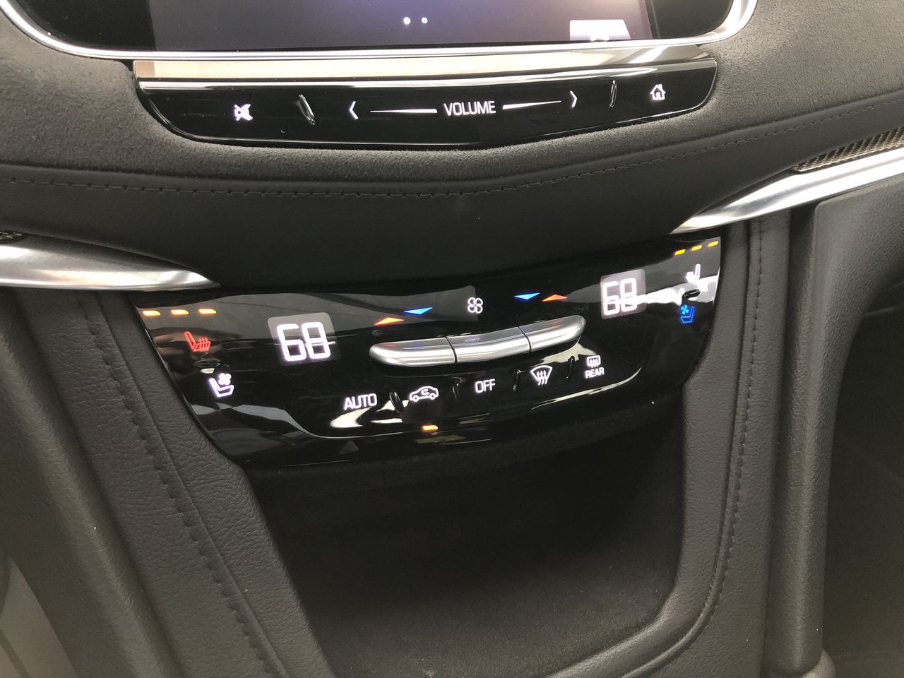 2017 Cadillac XT5 Platinum AWD