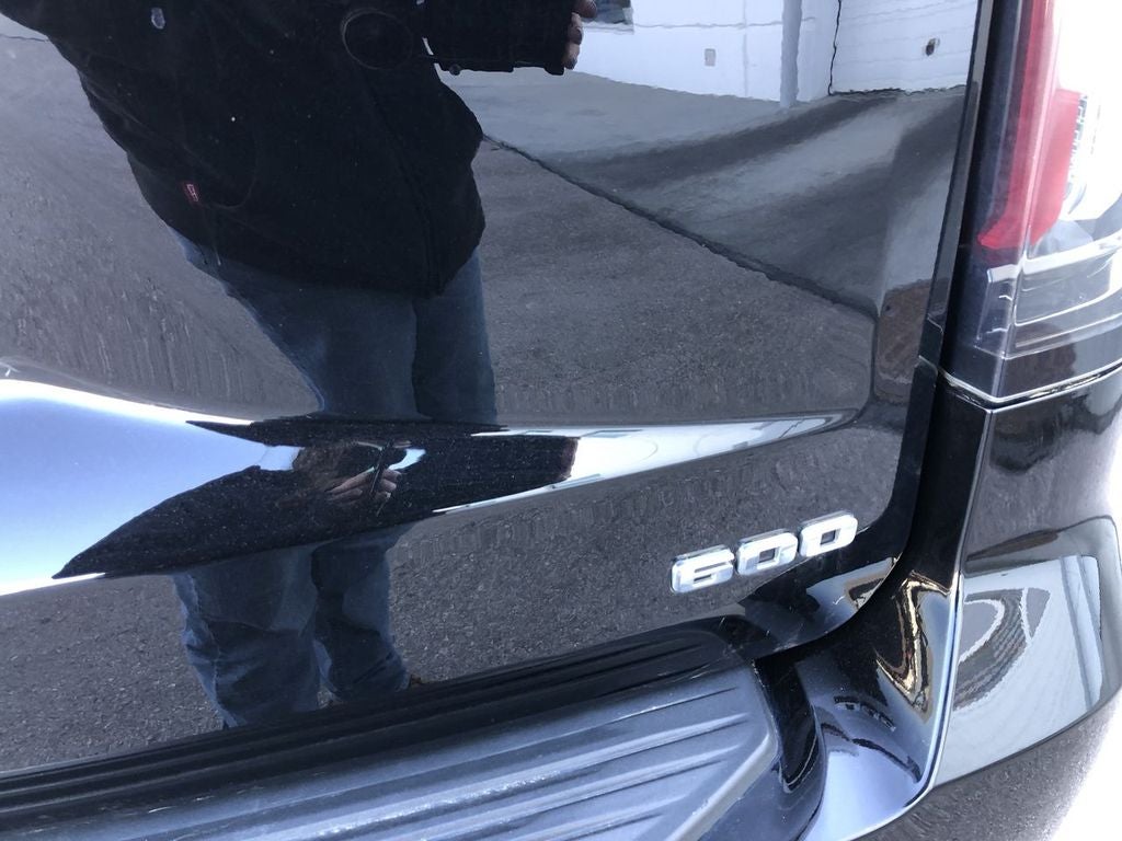 2023 Cadillac Escalade ESV Premium Luxury