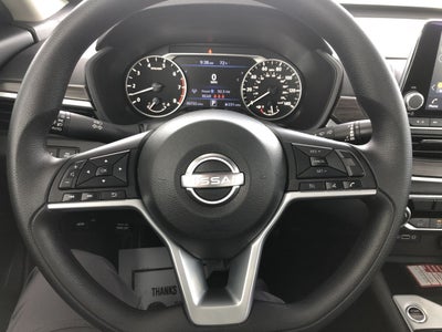 2025 Nissan Altima SV FWD