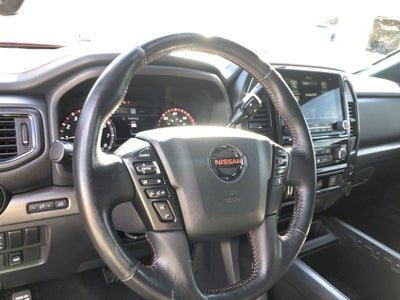 2021 Nissan TITAN Crew Cab PRO-4X 4x4