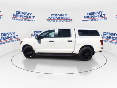 2024 Nissan TITAN Crew Cab SV 4x4
