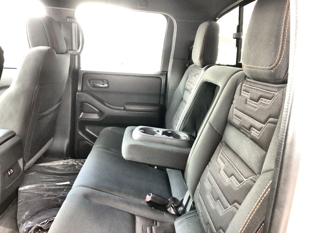 2023 Nissan Frontier Crew Cab PRO-4X 4x4