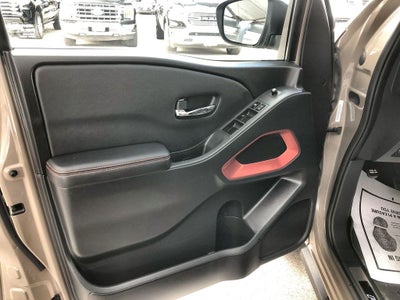 2023 Nissan Frontier Crew Cab PRO-4X 4x4