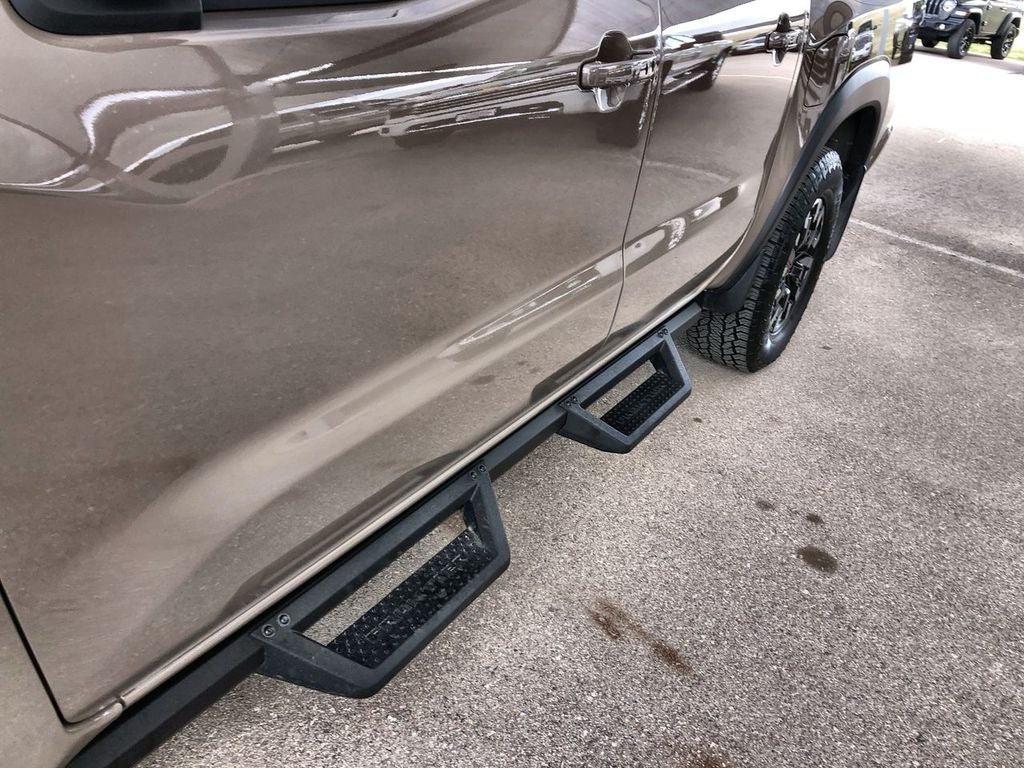 2023 Nissan Frontier Crew Cab PRO-4X 4x4