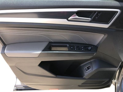 2022 Volkswagen Atlas Cross Sport 3.6L V6 SEL R-Line