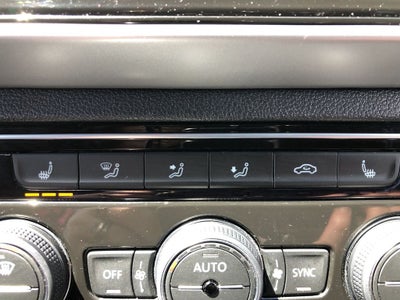 2022 Volkswagen Atlas Cross Sport 3.6L V6 SEL R-Line