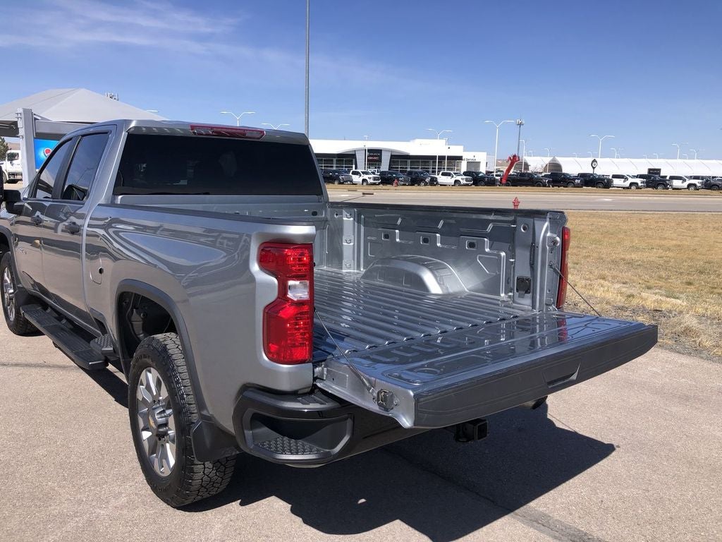 2024 Chevrolet Silverado 2500 HD Custom