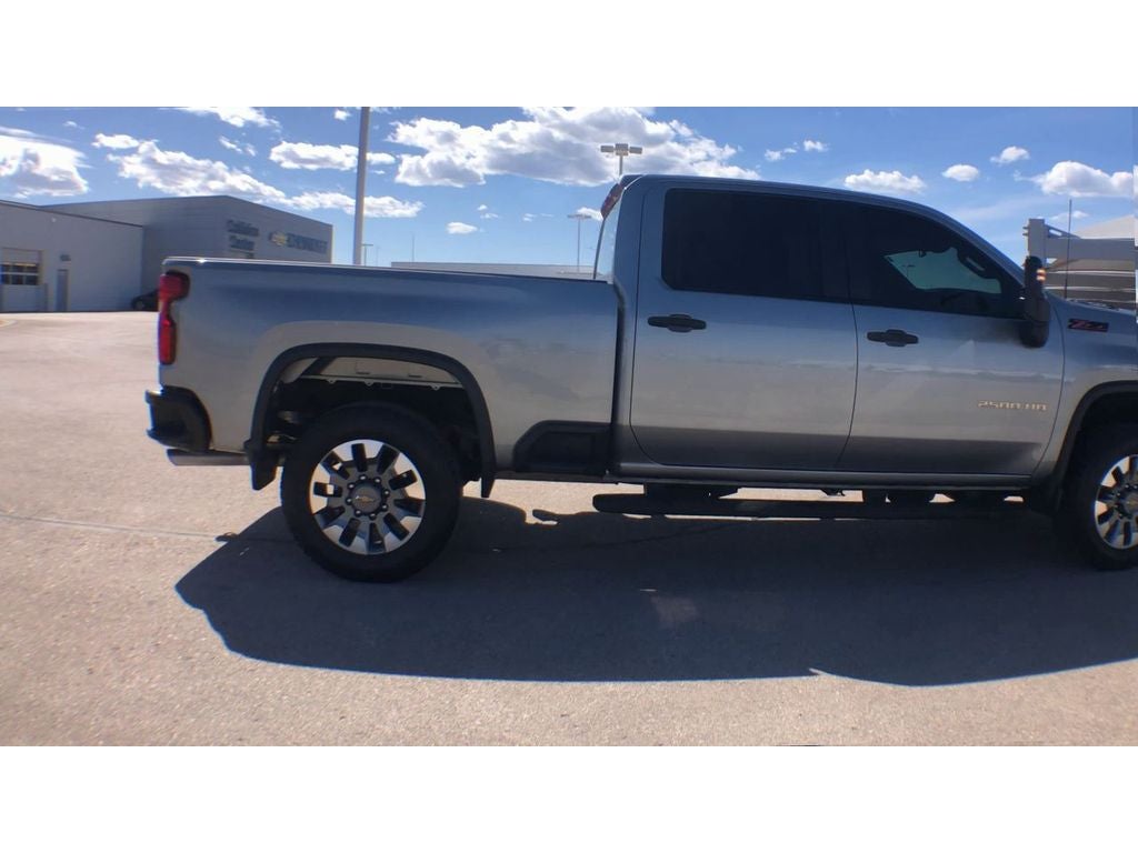 2024 Chevrolet Silverado 2500 HD Custom