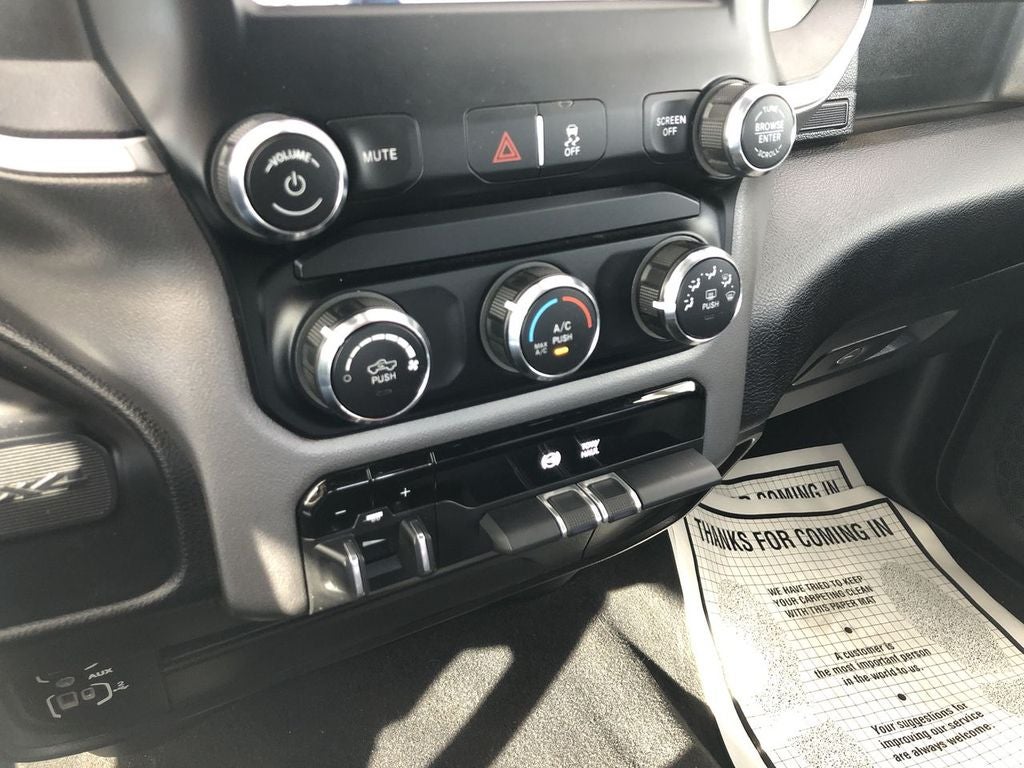 2024 RAM 3500 Big Horn Crew Cab 4x4 8' Box