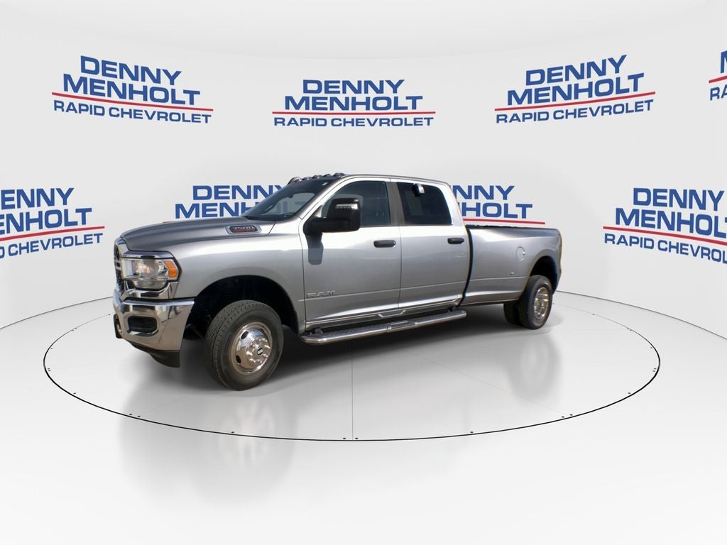 2024 RAM 3500 Big Horn Crew Cab 4x4 8' Box